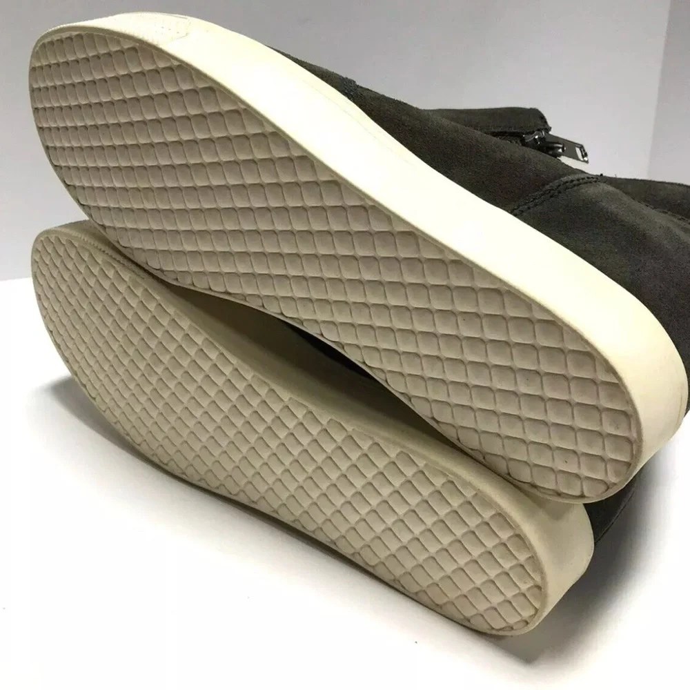 Steve Madden Wedgie Womens Gray Wedge Suede Shoes Size 9 M